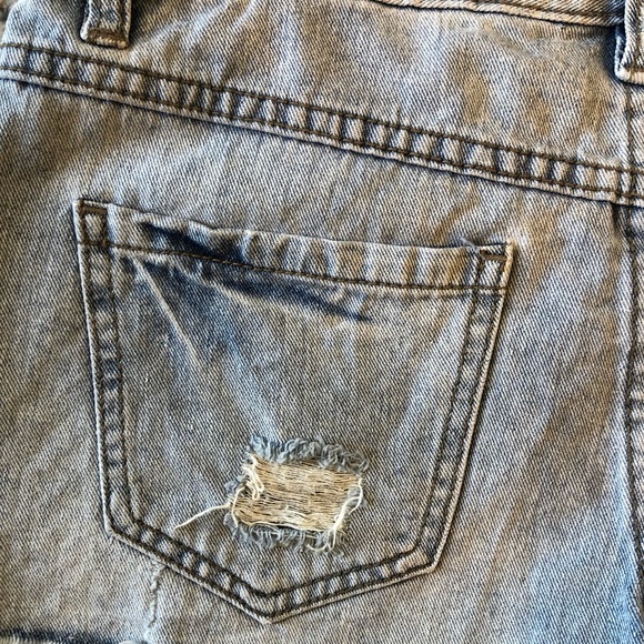 Free People Raw Edge Denim Distressed Cut-off Shorts Size 24 - Picture 7 of 15